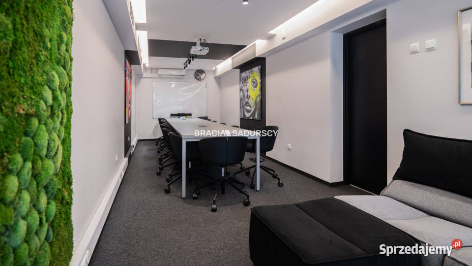 sprzedaży kamienicy Kraków Piastowska 400m2