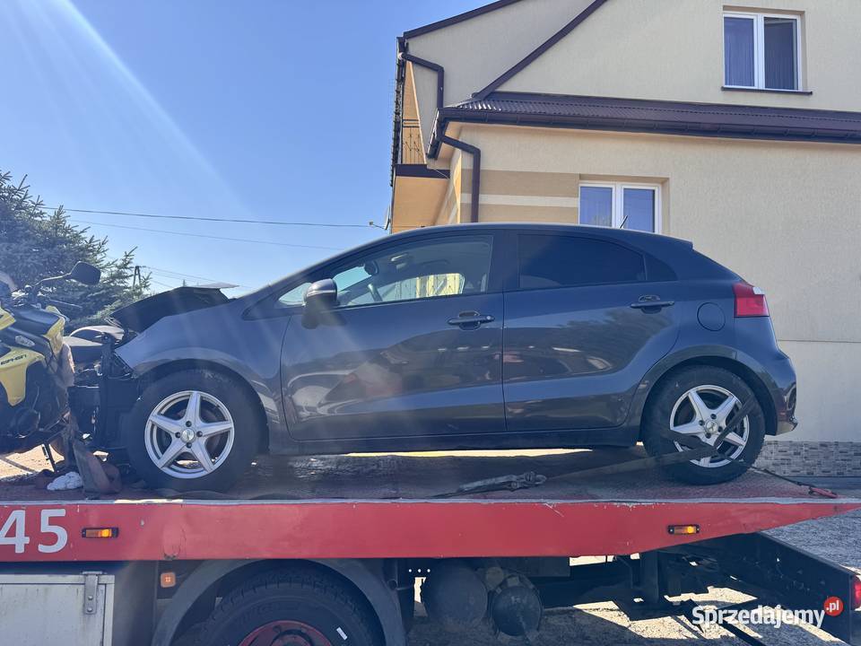 KIA RIO LIFT 93 USZKODZONY hak Brzesko