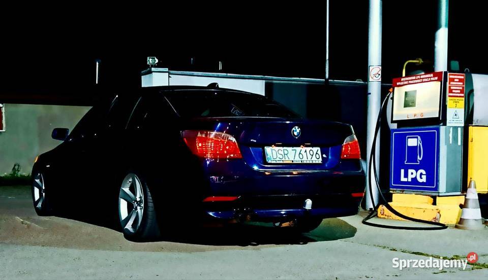 BMW e60 525i 25 benzyna z gazem 218KM Samochody osobowe dolnośląskie Środa Śląska