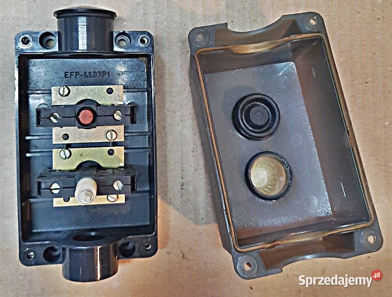 Kaseta sterownicza 1 przycisk plus żarówka IP 65 Elektryka