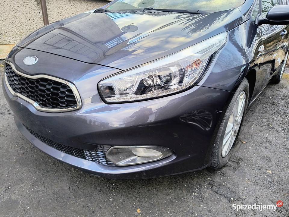 Kia Ceed II 1215 Przód kpl BE Maska Zderzak Zestawy części blacharskich Domasław sprzedam