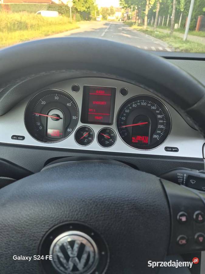 Sprzedam Volkswagen Passat b6 20 TDI170284 Grójec sprzedam