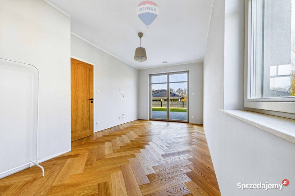 Na sprzedaż wyjątkowy dom jednorodzinny asfalt Sprzedaż Bożnów