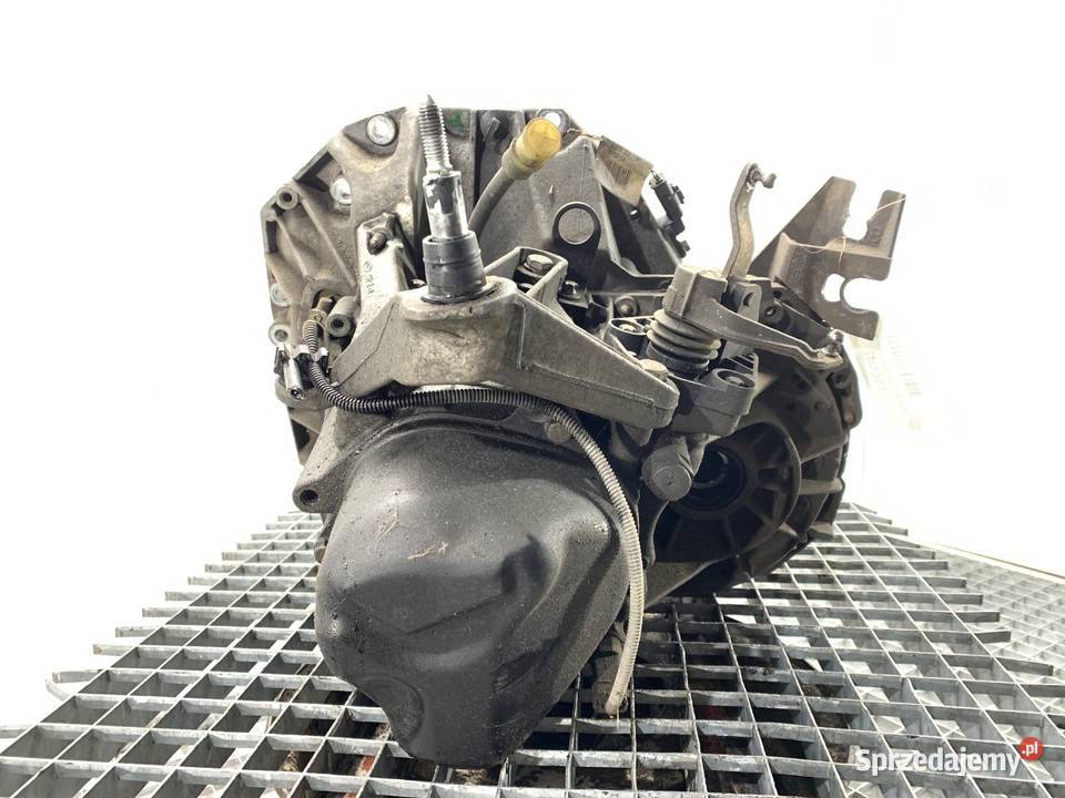 SKRZYNIA BIEGÓW RENAULT SCNIC II JR5110 15 86 Skrzyni biegów