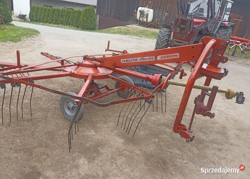 Zgrabiarka karuzelowa DeutzFahr KS85DN małopolskie Pisarzowa