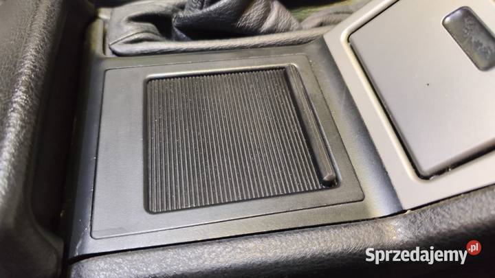 Roletka BMW E39 szufladka osłona tunelu Korzeniów