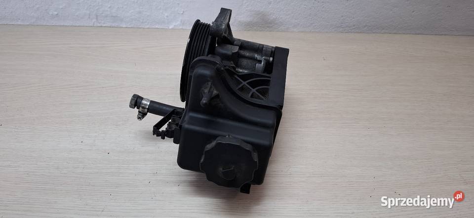 Pompa Wspomagania Mercedes W204 osobowe Sandomierz sprzedam