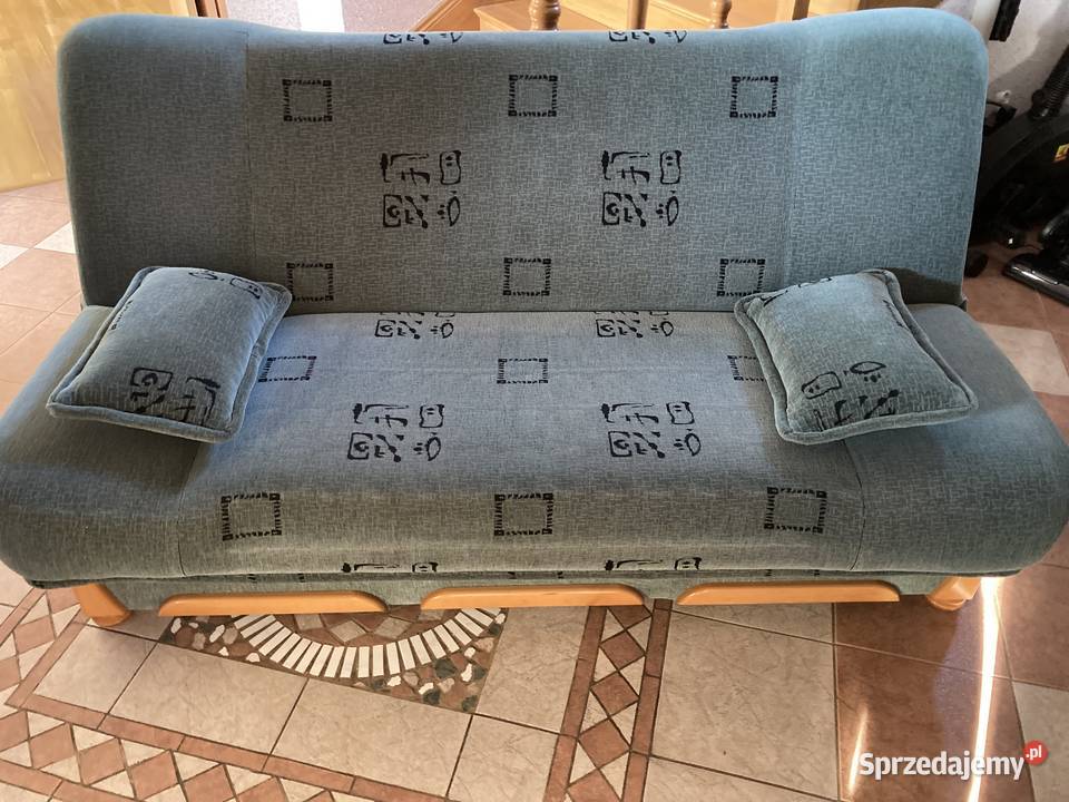 Sofa rozkładana + 2 poduszki komplet