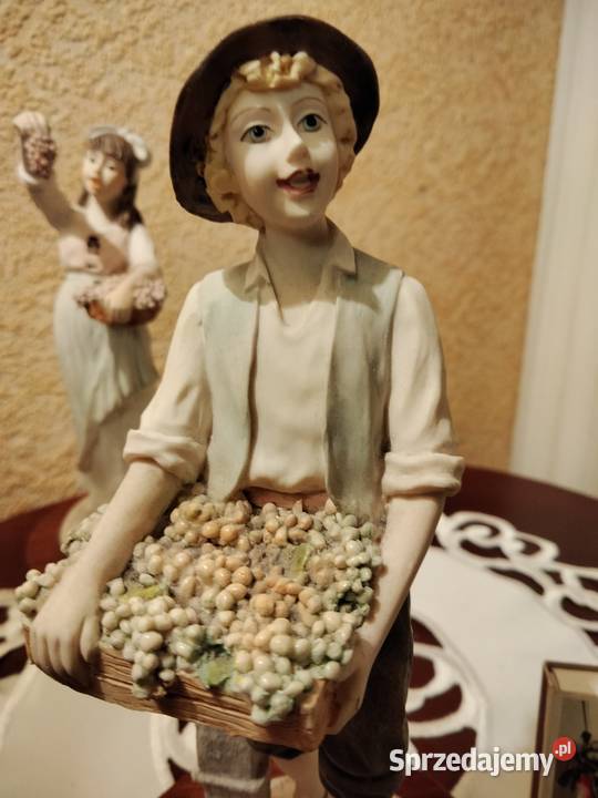 Figura sygnowana Leonardo 1988 winobranie wielkopolskie Gniezno