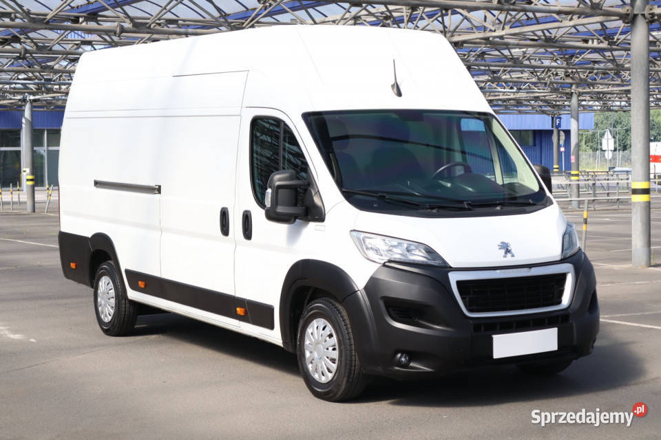 Peugeot Boxer 22 BlueHDi