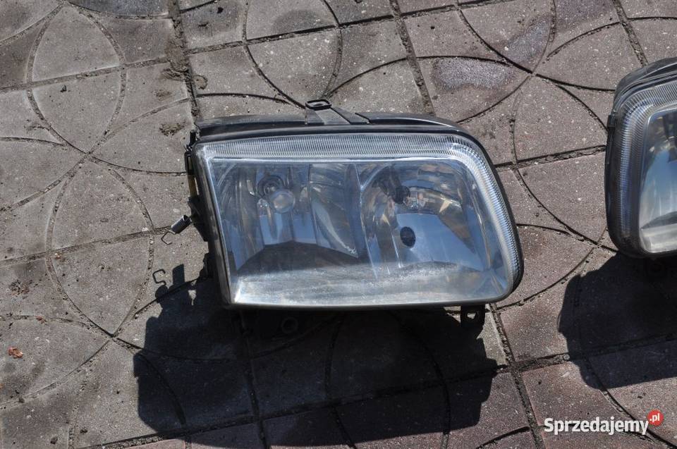 polo 6N2 lampa prawa WYSYŁKA Żory