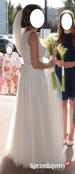 Piękna suknia z wysokiej jakości materiałów r Damska lubelskie sprzedam