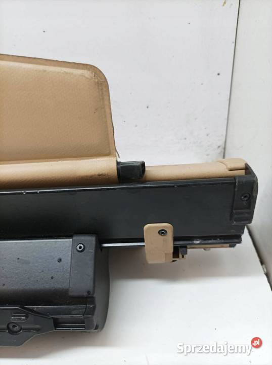 ROLETA BAGAŻNIKA KREMOWA LIFT LCI Bmw X3 I