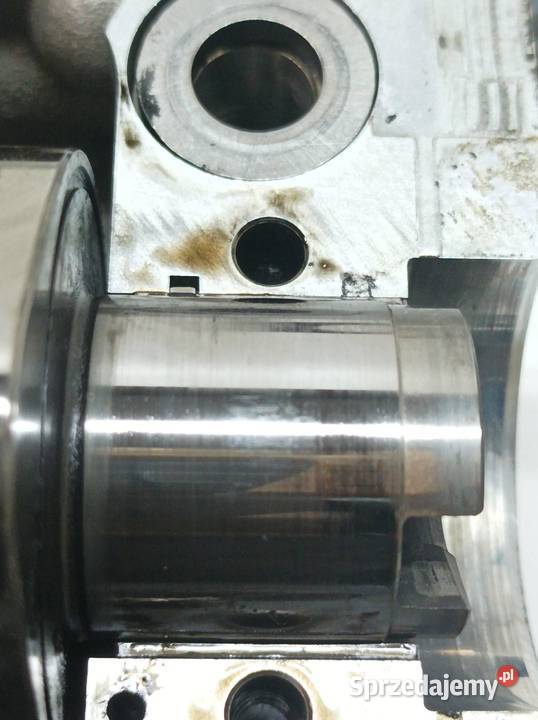 GŁOWICA KOMPLETNA 038103373R 19 TDI VW