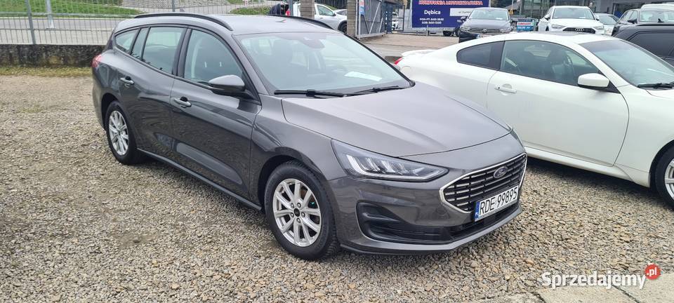 Ford Focus 2022 benzyna hybryda lakier metallic Dębica