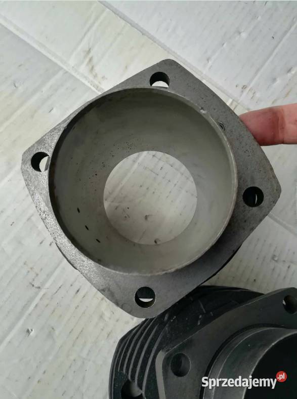 CYLINDRY URAL SILNIK ZSSR NOWE ORYGINALNE Niemodlin