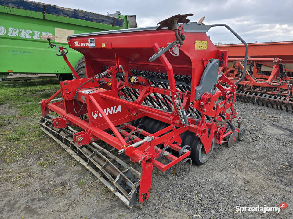 Agregat siewny talerzowy UNIA FM s7003 D 2019 r Czarne