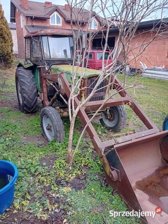 Ursus C4011 C360 C355 C330 z turem Bieżeń