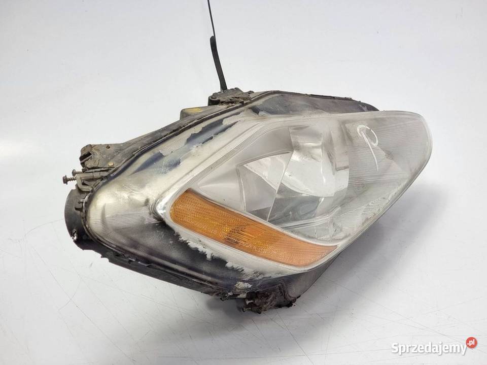 LAMPA PRAWA PRZÓD MASERATI GRANTURISMO S osobowe kujawsko-pomorskie Lipno