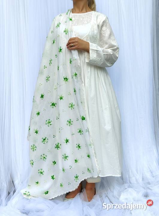 Duża chusta szal dupatta haftowana biała bawełna