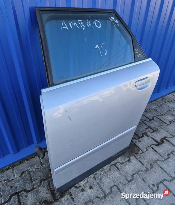26 DRZWI TYŁ LEWY TYLNE LEWE AUDI A4 B6 KOMBI Drzwi