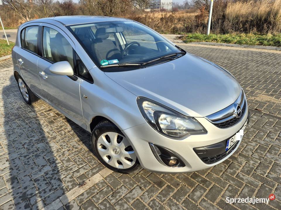 Opel Corsa D 2014 5Dzwiowy 141 przebieg Klima 85KM Legnica