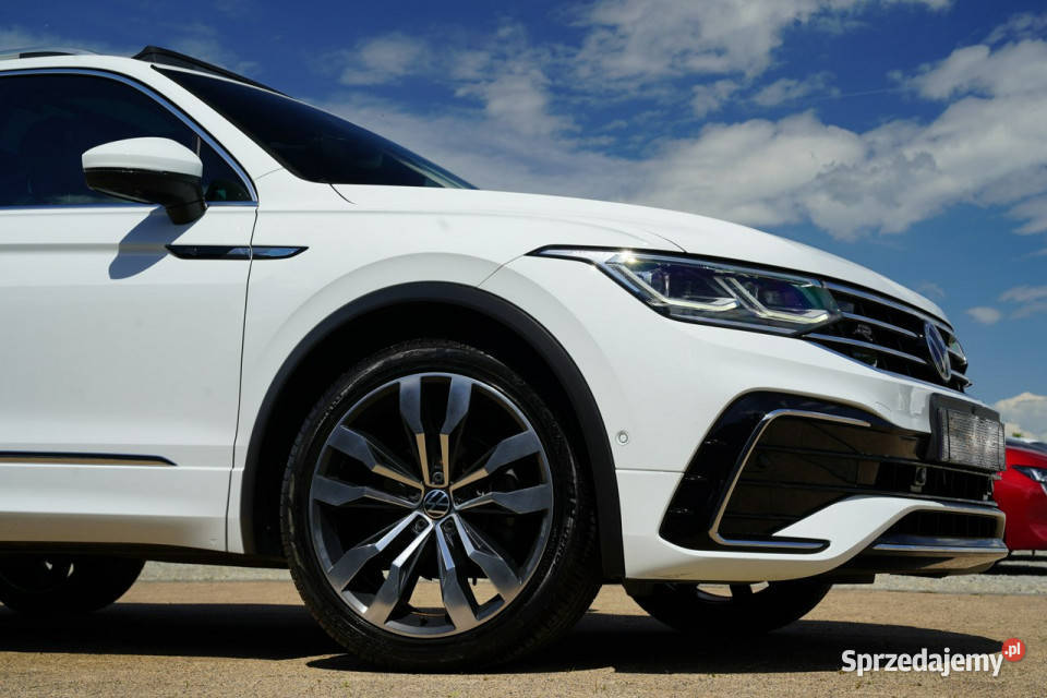 Volkswagen Tiguan RLINE SKÓRA panorama ACC blis Otmuchów