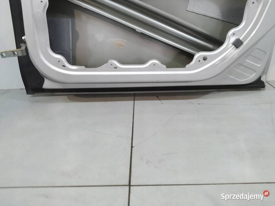DRZWI PRAWE PRZÓD 71116 Volvo V40 II 20122019 świętokrzyskie