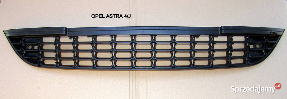 KRATKA ŚRODKOWA ZDERZAKA PRZEDNIEGO OPEL ASTRA Rok produkcji 2011 Mysłaków sprzedam