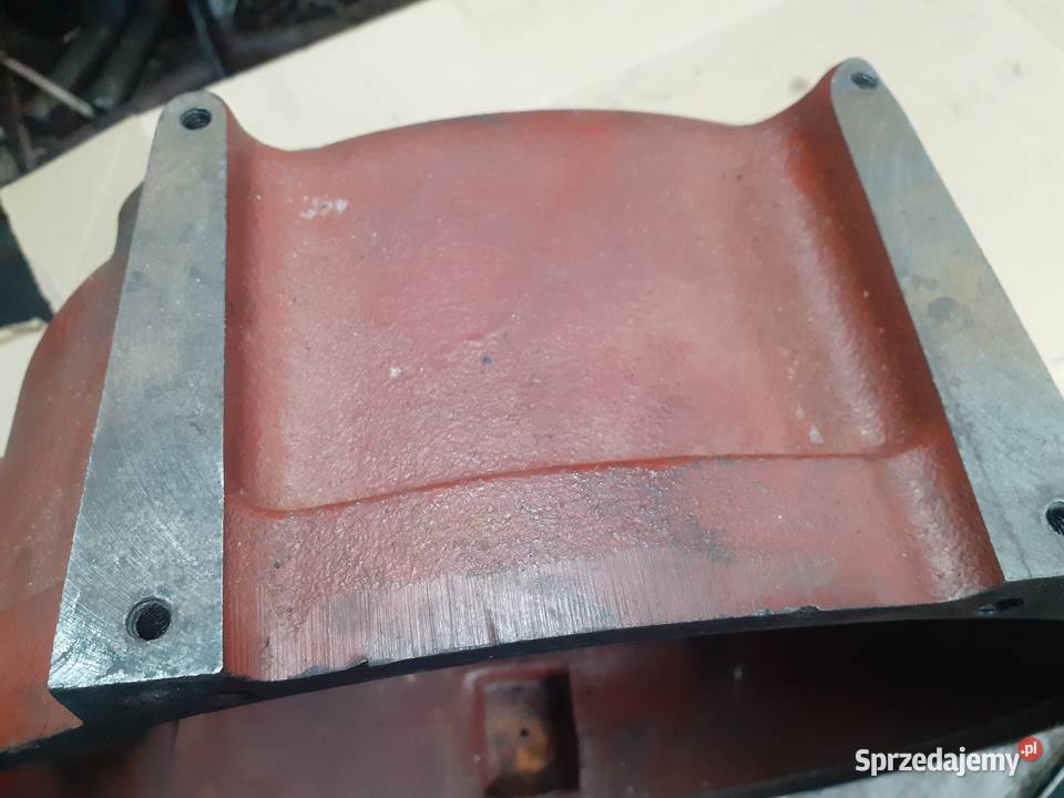 Sprzedam obudowę c 330 mazowieckie Sierzchów