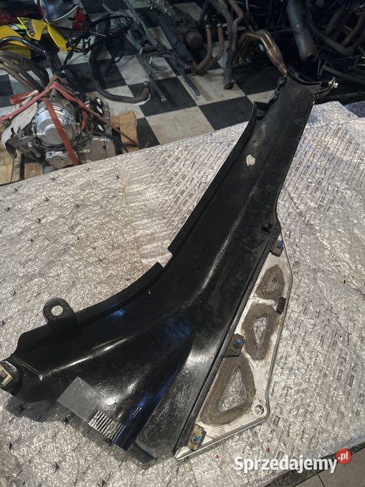 Suzuki GSX 750 F GSXF 750 Zadupek Prawy Bok Poznań sprzedam