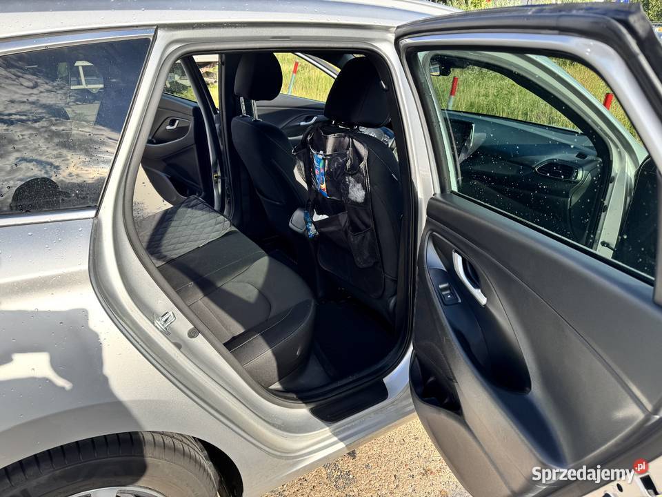 Hyundai i30 kombi 2019 automat salon Polska łopatki zmiany biegów Ząbki