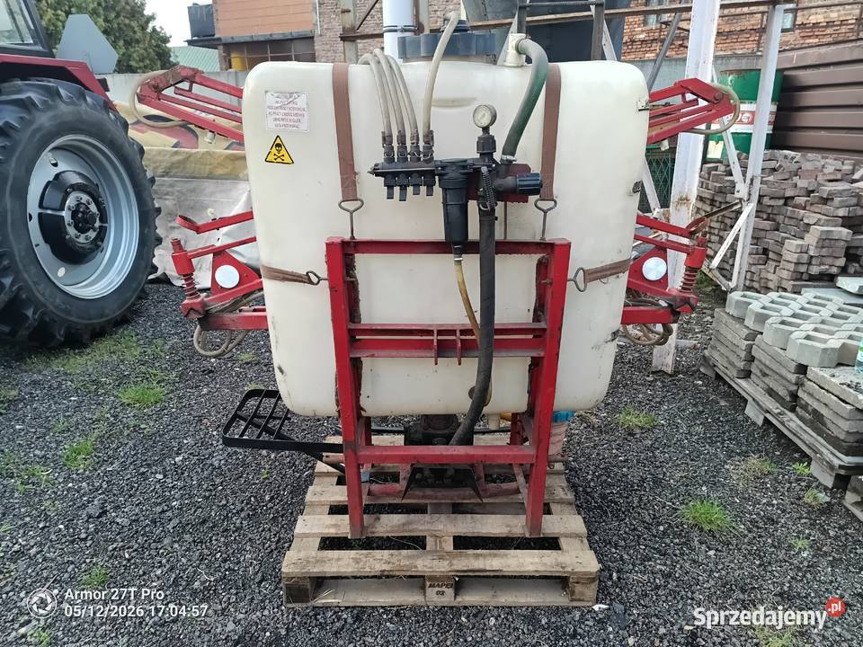 Opryskiwacz zawieszany 400l