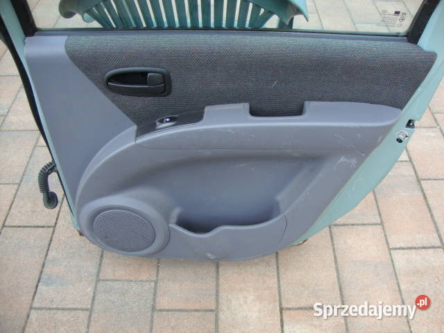 Hyundai Matrix drzwi prawy tył kompletne Łask