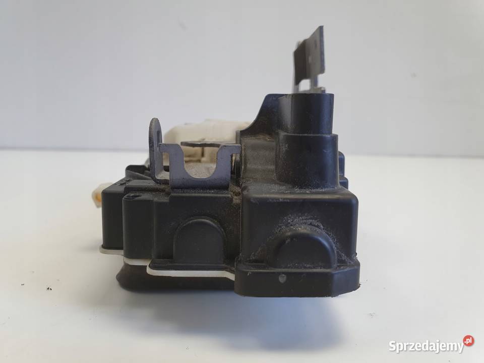 Volvo V40 II ZAMEK DRZWI lewy przód KIEROWCY