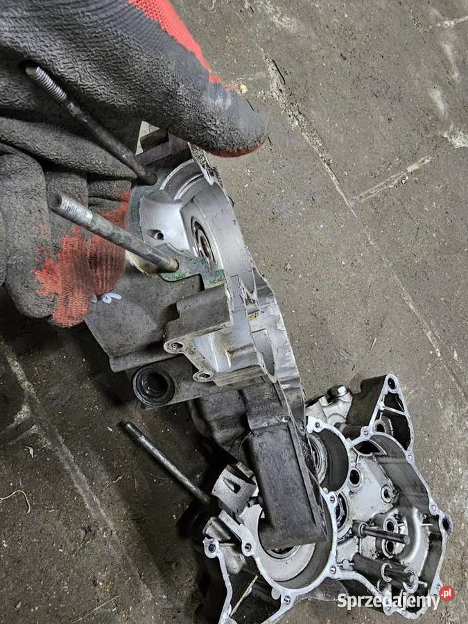 Am6 kartery blok silnika połówki karter lewy Jelenia Góra