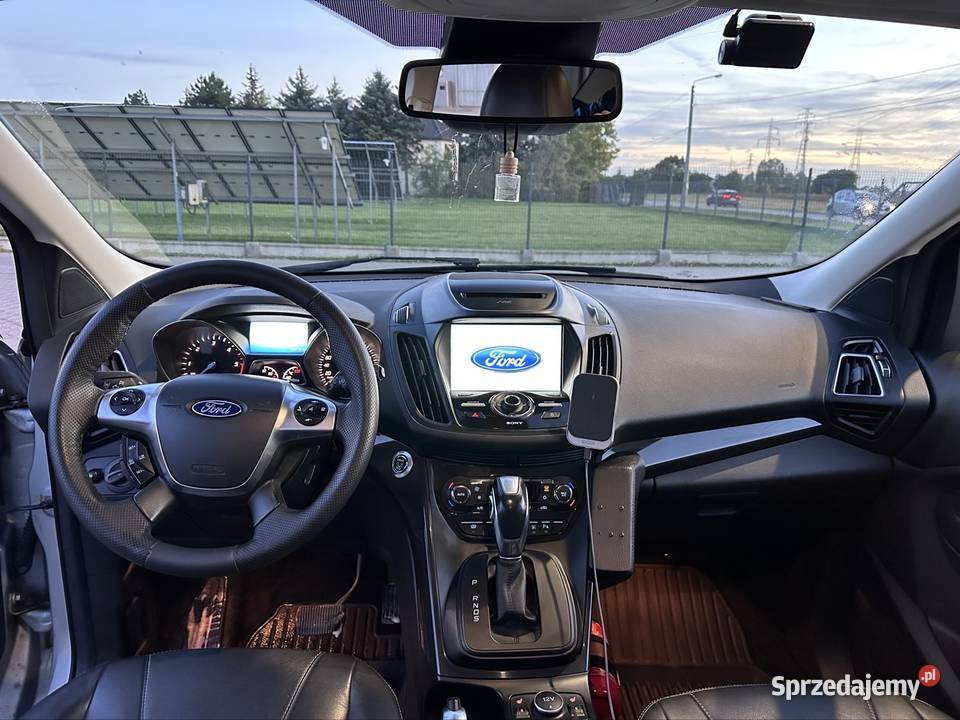 Ford Kuga 180 nieuszkodzony Zamienie sprzedam