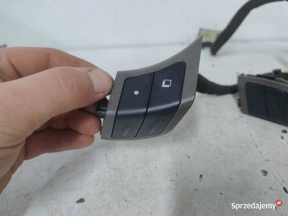 PANEL MULTIFUNKCJA KIEROWNICY INFINITI G37