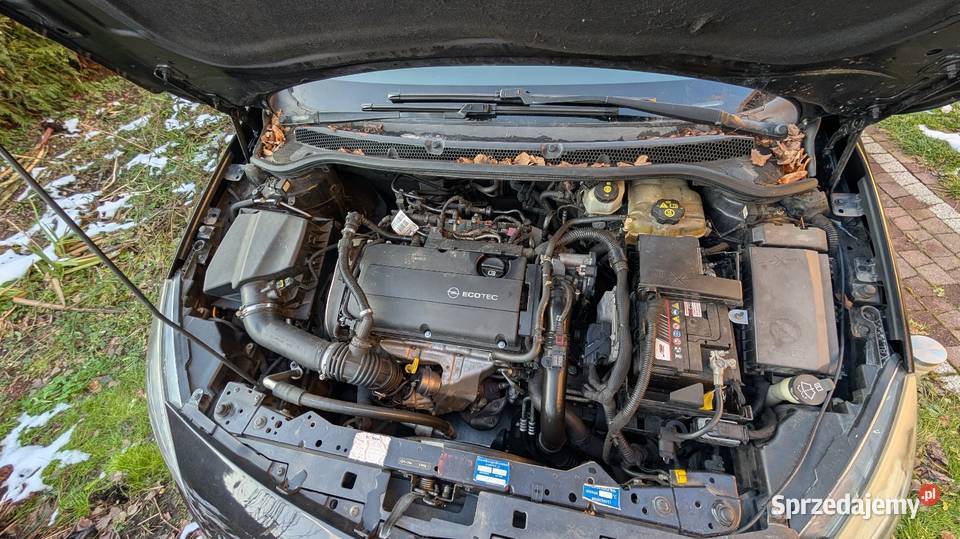 Opel Astra J Sports Tourer 16T 180 uszkodzona gniazdo AUX