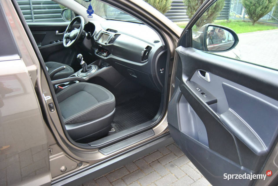 Kia Sportage 16 Benzyna NAVI Panorama LEDY KEY elektryczne lusterka