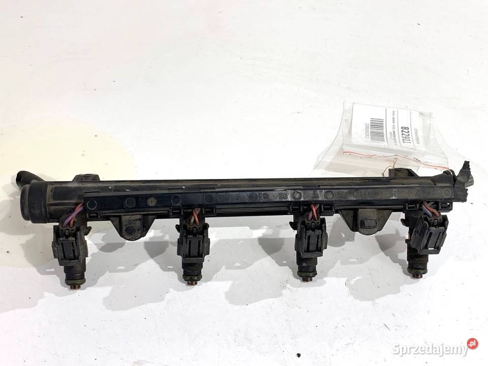 LISTWA WTRYSKOWA SKODA ROOMSTER 036133319CA 16