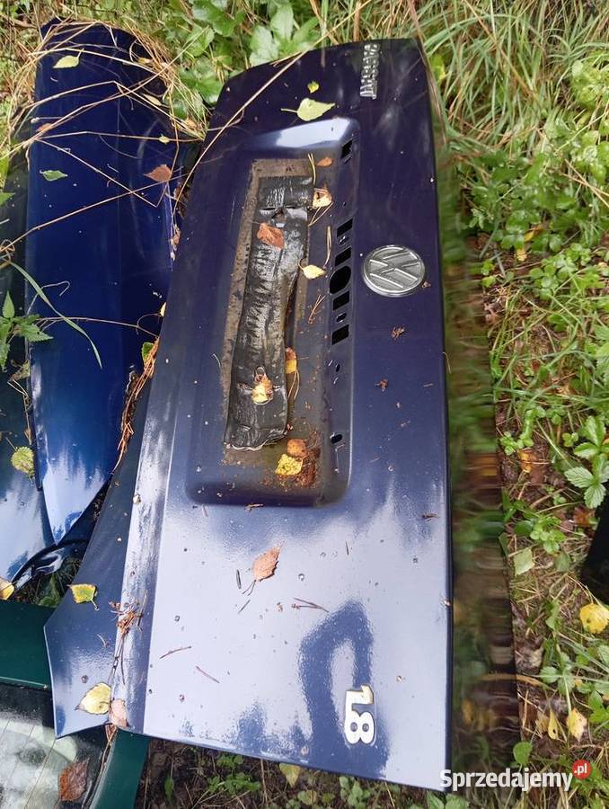 Klapa tylna Passat B5 sedan osobowe dolnośląskie Duszniki-Zdrój