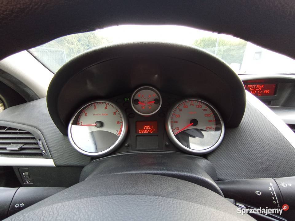 Peugeot 207 14 benzyna 89 przebiegu Bielsko-Biała