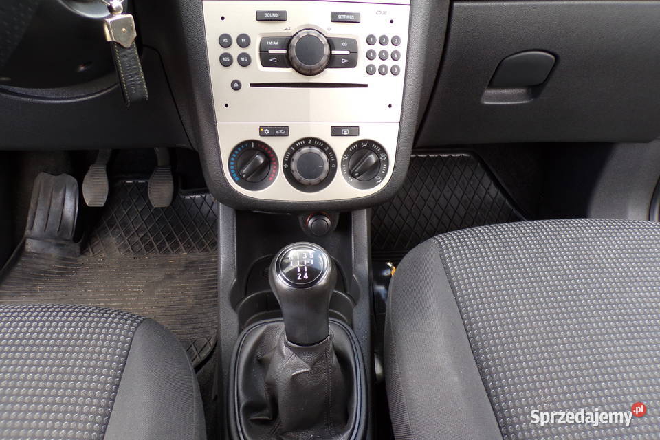 Opel Corsa D 13 CDTi 75 Zarejestrowany Ładny komputer pokładowy Piła
