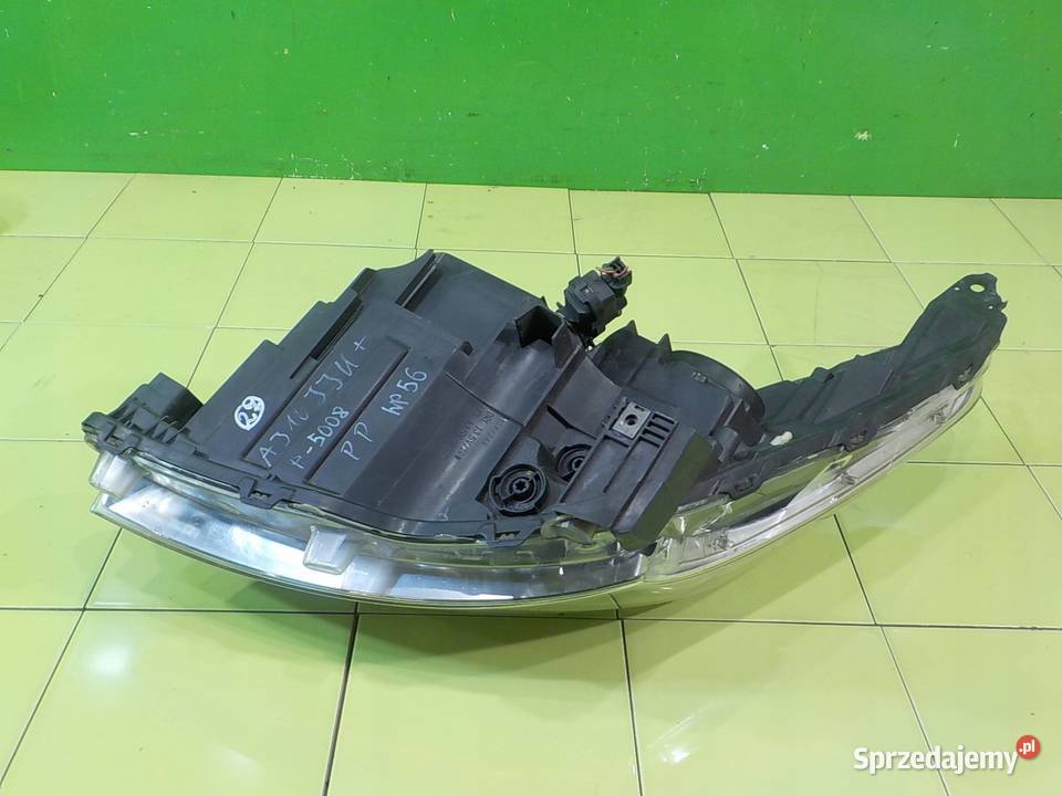 PEUGEOT 5008 I 10r 5D lampa prawa przod Suków