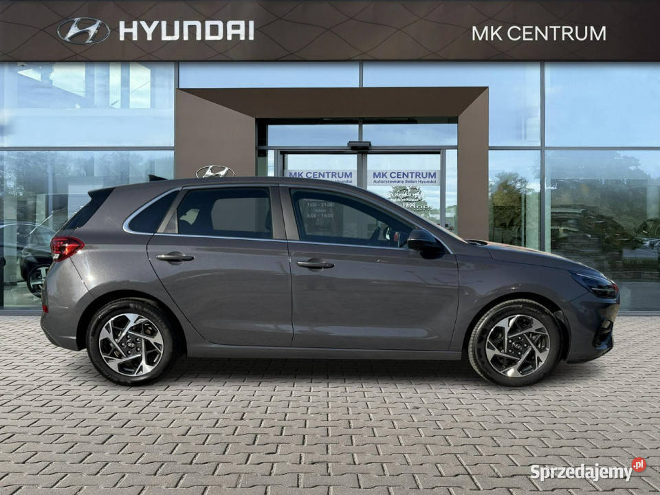 Hyundai i30 10 TGDI 100 6MT DEMO wersja Smart Samochody osobowe łódzkie Piotrków Trybunalski