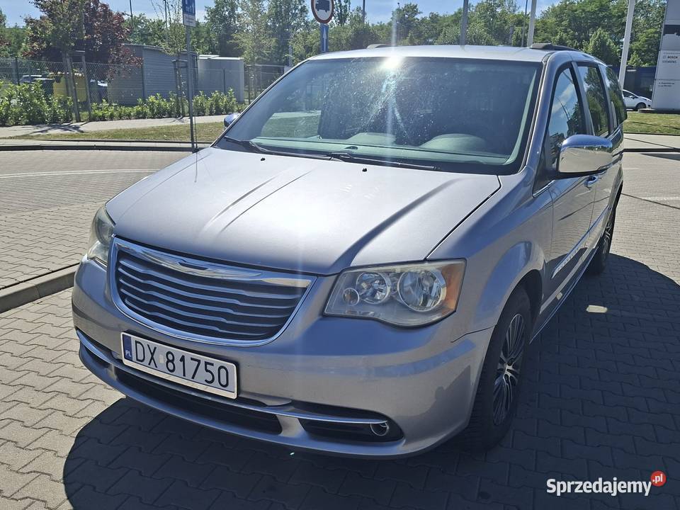 CHRYSLER TOWN COUNTRY LIMITED 2013R 36 LPG FULL 286KM Wrocław