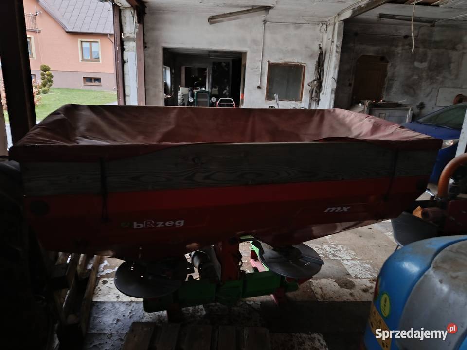 Siewnik do nawozów nieuszkodzony Miastkowo