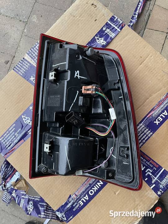 Dodge Ram 2013 2018 4 iv gen lampa Lewa tylnia dolnośląskie Wrocław