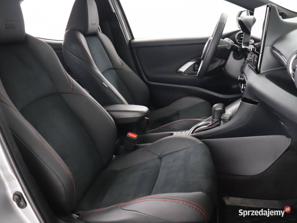 Toyota Yaris 15 VVTi Hybrid pierwszy właściciel